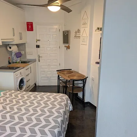 Estudio Con Piscina, Playa Y Wifi *